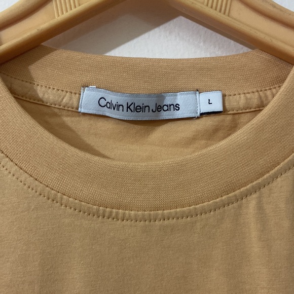CALVIN KLEIN DIGITAL LOGO PRINT TEE SHIRT NWT - Picture 2 of 4